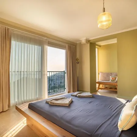 Holiday home Robus Moon
